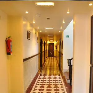 https://satyam-residency.top-gurgaonhotels.com