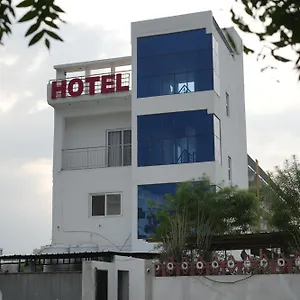 https://parmanand-garden.udaipurhotels.org